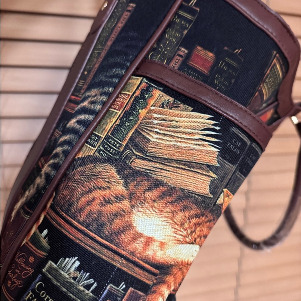 Charles Wysocki "Classic Tails" Tote Bag With Cat Artwork - Picture 5 of 6